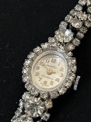 Vintage Ladies ESTATE SIGNED REGENCY RHINESTONE WIND-UP Wrist Watch