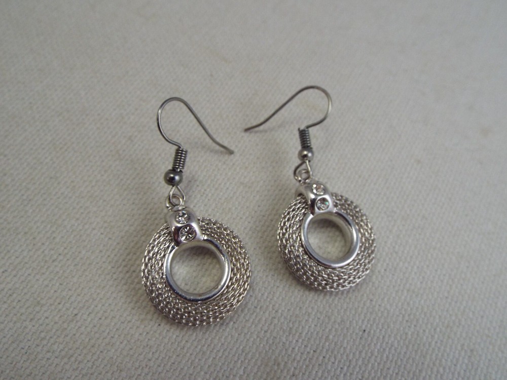 Silvertone Mesh Rhinestone Circle Pierced Earrings (D23)