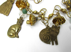 Vintage Early Laurel Burch Cat Charm Beaded Necklace Gold Tone 1970s – 80s