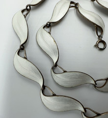 VTG Finn Jensen Norway Sterling Silver White Enamel 17″ Necklace 33.7g#yde
