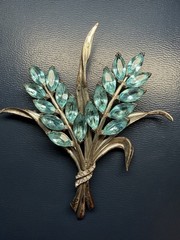 Vintage Mid-Century Rhinestone Brooches +free Gift