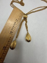 ESTATE VINTAGE GOLD TONE LARIAT CHAIN TEXTURED BEAD TASSEL NECKLACE 14″
