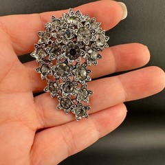Vintage Rhinestone Brooch Smokey Gray Star Celestial Galaxy Sparkle Cluster