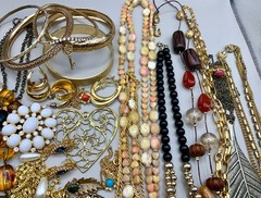 Vintage 41 Lot Gold Tone Jewelry Retro 1980s 90s Necklace Earrings Pin Bracelet