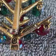 Vintage Hollycraft Christmas Tree Dangle Glass Bead Ornaments Brooch Pin, Signed