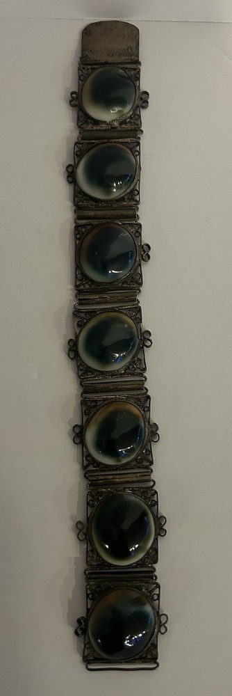 Victorian Silver Tone Filligree Opercullum/Shiva Eye Shells Link Bracelet # 9107