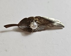 Vintage Autumn Fall Leaf 3 Pin Lot