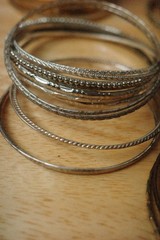 50+ Lot True Vintage Mixed Metal Bangle Bracelet Lot Etched Stacking Jewelry