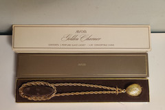 Vintage Avon “Golden Charmer” Perfume Locket Necklace/Bracelet New in box! 1968