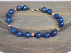 Vintage Lapis Lazuli Bracelet 14K Yellow Gold Clasp Etched Beads Hand Knotted 8″