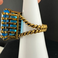 Vintage Cocktail Ring Twisted Brass Band Aqua Rhinestone Size 6