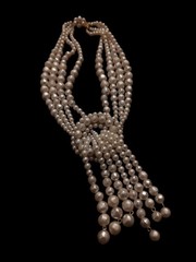 Frank Hess Inspired Matte-Shine Wired Tiered Glass Pearl Cascade Necklace Japan
