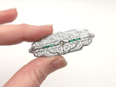 Vintage Art Deco Filigree Faux Gemstone Green Clear Glass Rhodium Plated Brooch