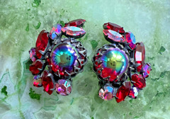 VTG. REGENCY RED & AURORA BOREALIS CABOCHON and RHINESTONE BROOCH & EARRING SET