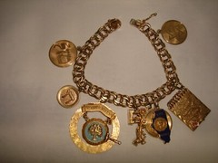 Vintage 14K Gold 8 Pc Charms Ruby Enamel Jewish Judaica Moses Hanukah Bracelet