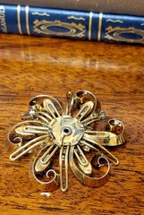 VTG MCM JMS 1/20 12kt GF Floral Design Pendant 2″ Signed