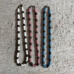 Vintage Women’s Native American Necklaces 3 Piece 10.5″ Glass Bead Leather