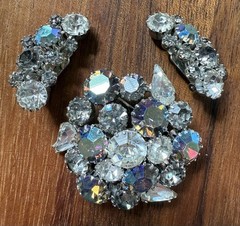 VTG Karu Rhinestone Purple Clear Demi Pasture Set Clip On Earrings Brooch Pin