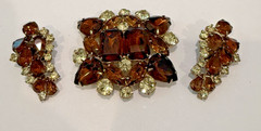 VINTAGE JULIANA AMBER RHINESTONE BROOCH & EARRINGS SET