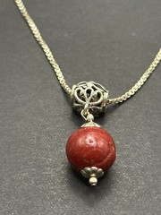 20″ Vintage Sterling Silver Coral Pendant 6 Grams G22