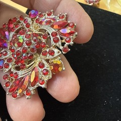 Vintage MCM Red Aurora Borealis Rhinestone Brooch Pin Hollywood Glamour￼2”