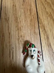 Vtg VERO Gold Tone Enamel POLAR BEAR Christmas Candy Cane Santa Pin Brooch