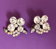VINTAGE PAIR RHINESTONE PEARL PINS