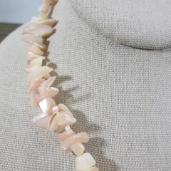 Vintage Shell Necklace Flower Pendant Beach 18 Inch