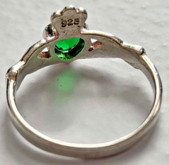 QUALITY 925 Sterling Silver CLADDAGH Ring Emerald Colored Heart Stone Sz 5.25