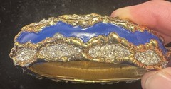 Elegant VTG Jomaz Blue Enamel Rhinestone Hinge Clamper