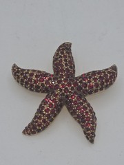 Vintage JOMAZ Signed Ruby Red Rhinestone Starfish Brooch Pin Boivin Style