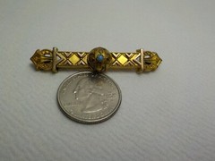 VINTAGE VICTORIAN GOLD FILLED WITH GOLD TOP TRIM BAR BROOCH PIN WITH TURQUOISE