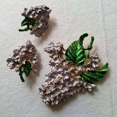 Vintage Lilac Floral Purple and Green Enamel Brooch and Clip Earrings Set