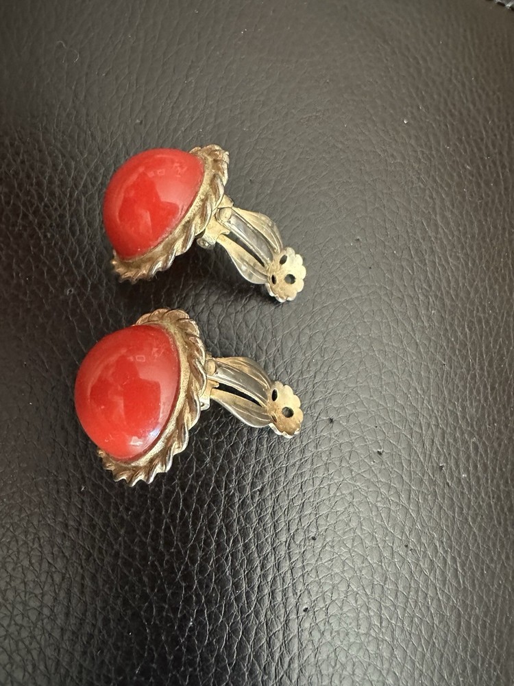 Vintage Bright Red Diamond Cut Plastic Button Clip On Earrings Gold Tone Setting