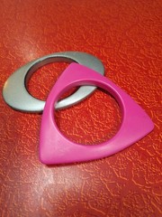 PAIR Vintage 80s 90s Geometric Plastic Bangle Bracelets Cyndi Lauper 1980s 1990s