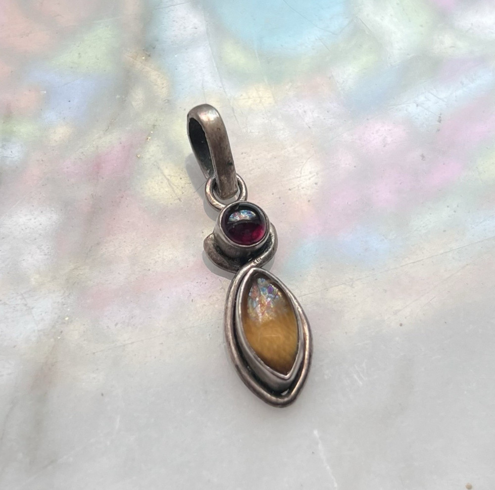 Vintage 925 Sterling Silver Tiger’s Eye & Garnet Necklace Pendant