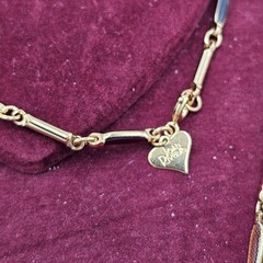 Vintage Joan Rivers Hearts and Flowers 26″ Gold Tone Necklace 19 Charms IOB