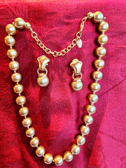 Erwin EP Pearl Goldtone Necklace & Clip Earrings Set Vintage 19″