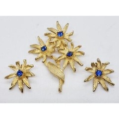 Vintage 18K Gold Plated Flower Brooch Earrings Set Blue Rhinestone Floral