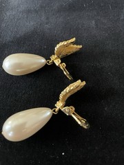 Vintage 1950’s-1970’s Faux Pearl & Rhinestone Pendant & Clip On Earring Set
