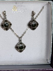 Estate Lot Vintage & Contemporary Jewelry Necklaces Bracelets Earrings 14 Pc Cos