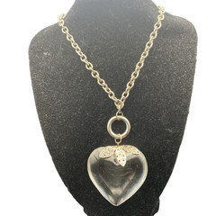 Vintage Clear Lucite Heart Pendant Necklace Silver Tone Leaf Cap Chain Retro 70s