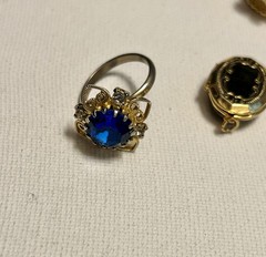 3lb + Gold Tone Vintage Costume Jewelry Lot All Wearable 126 Pieces