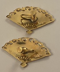 Vtg AMFARCO SIAM Thailand Goddess Gold Tone Green Enamel Fan Screw Back Earrings