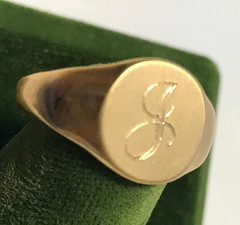 Vintage 18KT Gold HGE Stamped & Engraved Monogram “J” Ring Size 6 VARGAS Brand