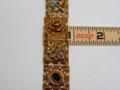 VTG Goldette NY Filigree Link Bracelet w/Cameo/Stone Accents 7″ X 3/4″ EUC