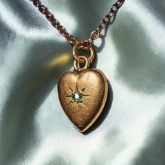 Antique- 10K Gold Old Mine Cut Diamond Heart Puff Necklace -14″ -Victorian -1.6g