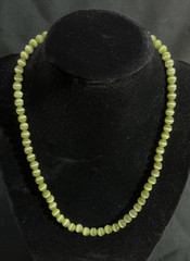 Vintage Lime Green Cats Eye 17” Bead Necklace Stunning!
