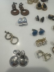 Vtg Earrings Lot Clip On Back 26 Pairs Nice Assortment And Multiple Singles