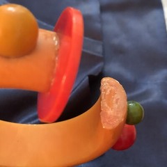 VTG OOAK ONE OF A KIND BAKELITE YELLOW RED DISC BALL GREEN BRACELET AS IS